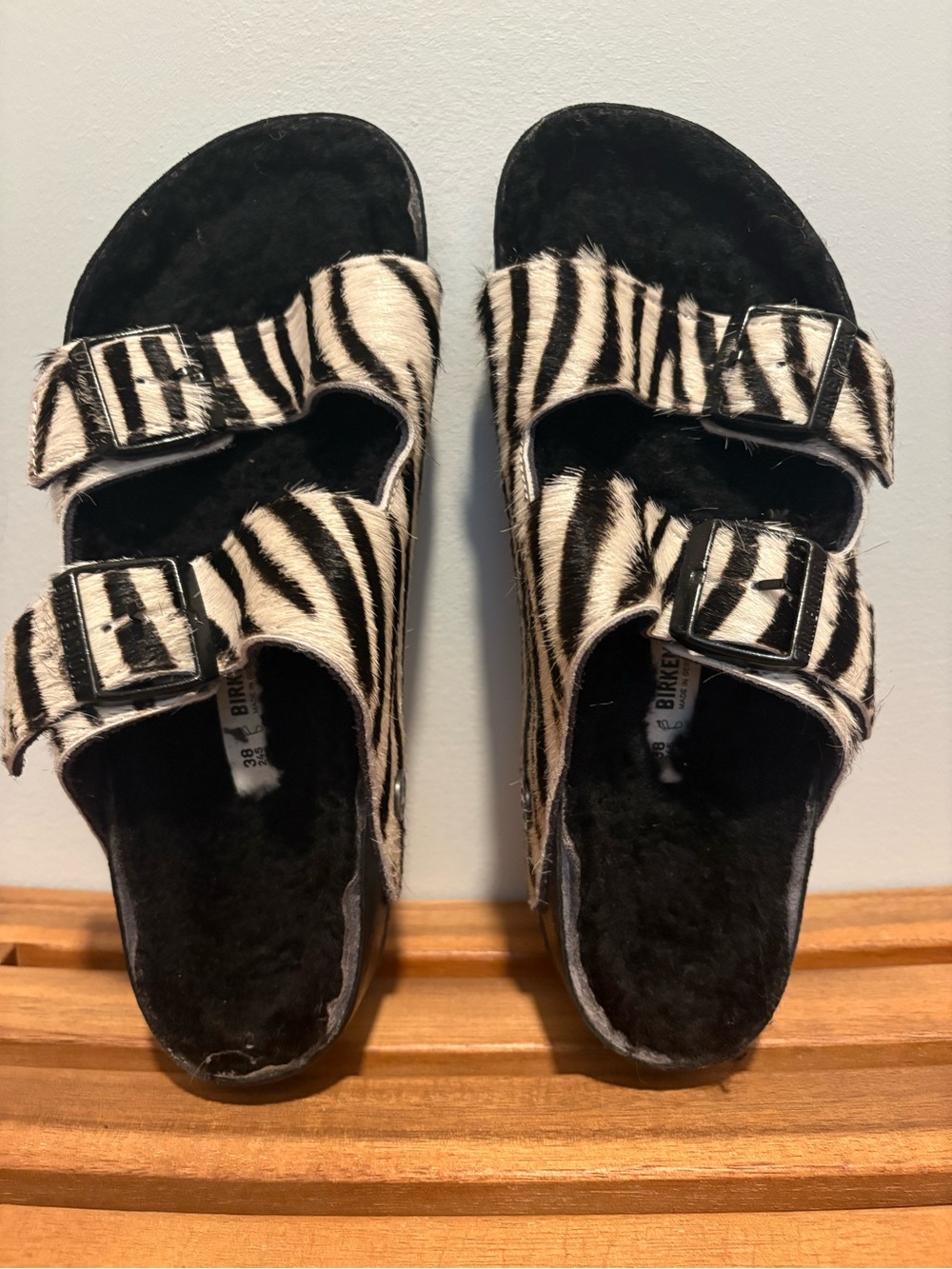 Birkenstock Women's Arizona Shearling Sandals Zebra Print Double Buckle EU 38